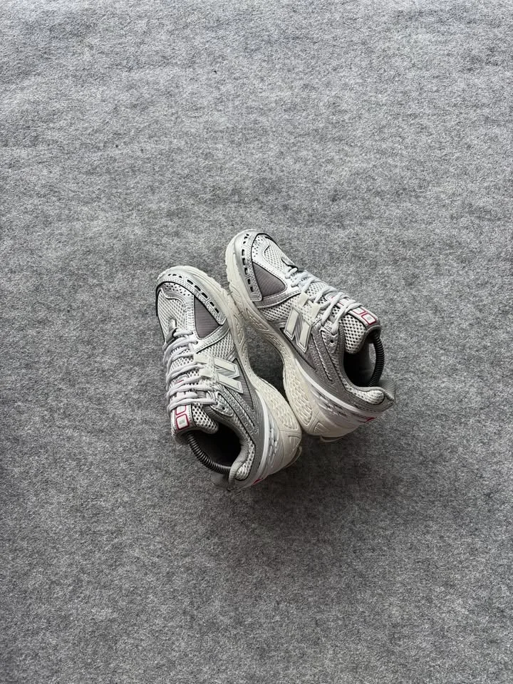 New balance 1906