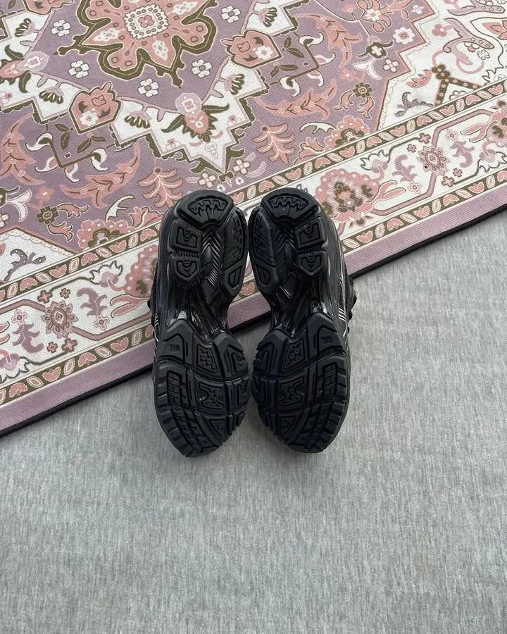 Asics Gel-Kayano 14 Black