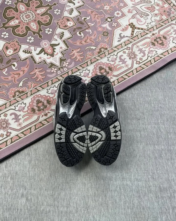 New Balance 1906L Loafer