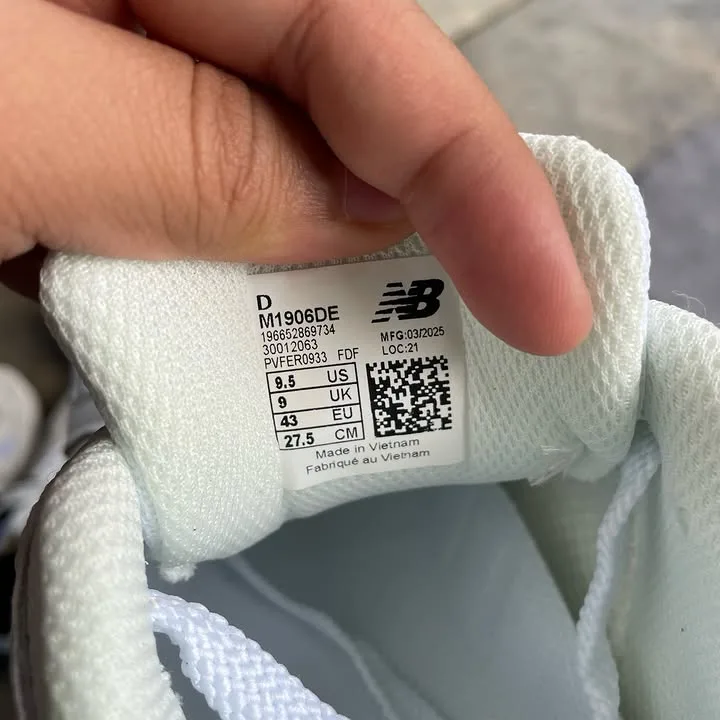 New Balance 1906D