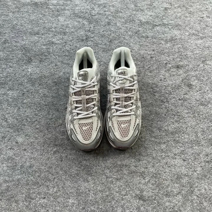 Nike p6000