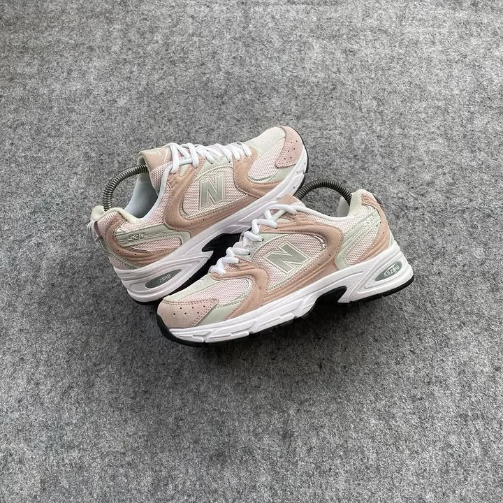 New Balance 530