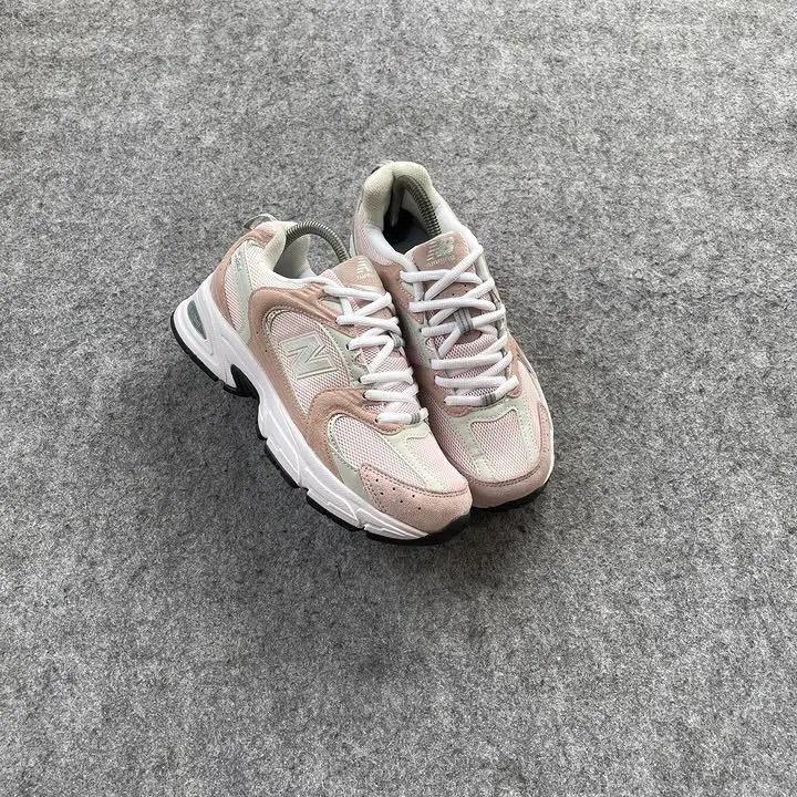 New Balance 530