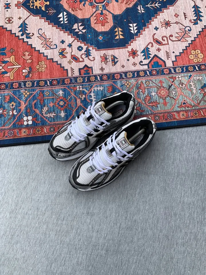 New Balance 1906R White Black Gold Metallic