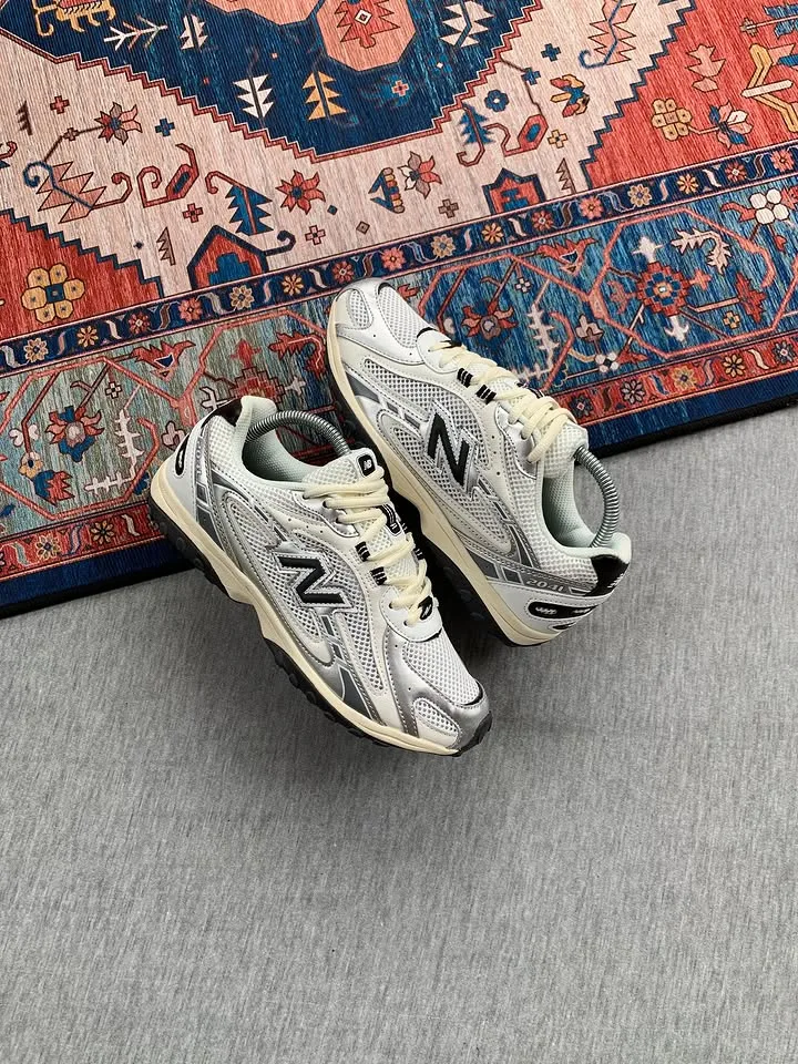 New Balance 204L White Silver Metallic Black