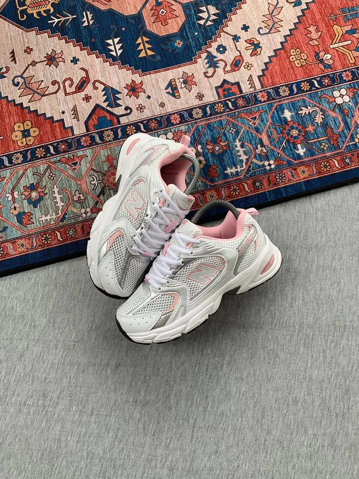 New Balance 530