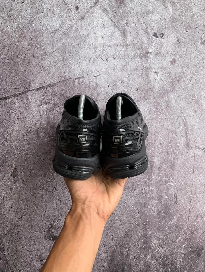 New Balance 1906L Loafer Triple black