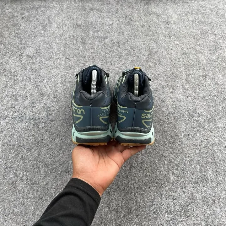 Salomon GORE-TEX