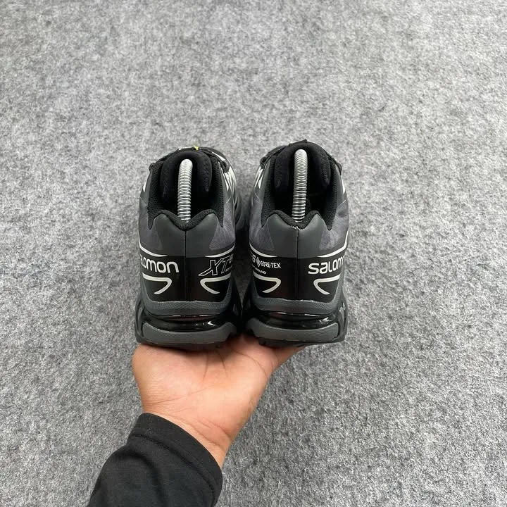Salomon GORE-TEX