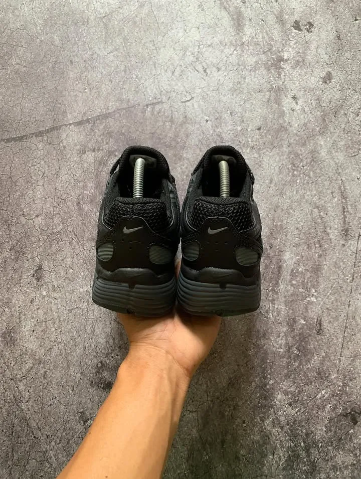 Nike p6000