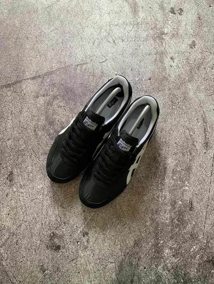 Onitsuka Tiger New York Black White