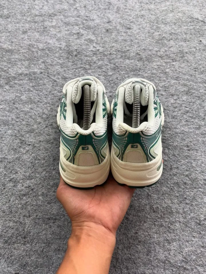 New balance 740